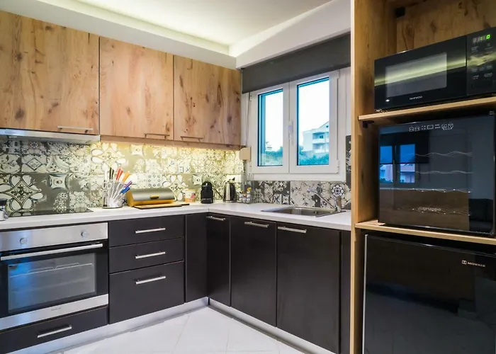Talos Luxury Suites