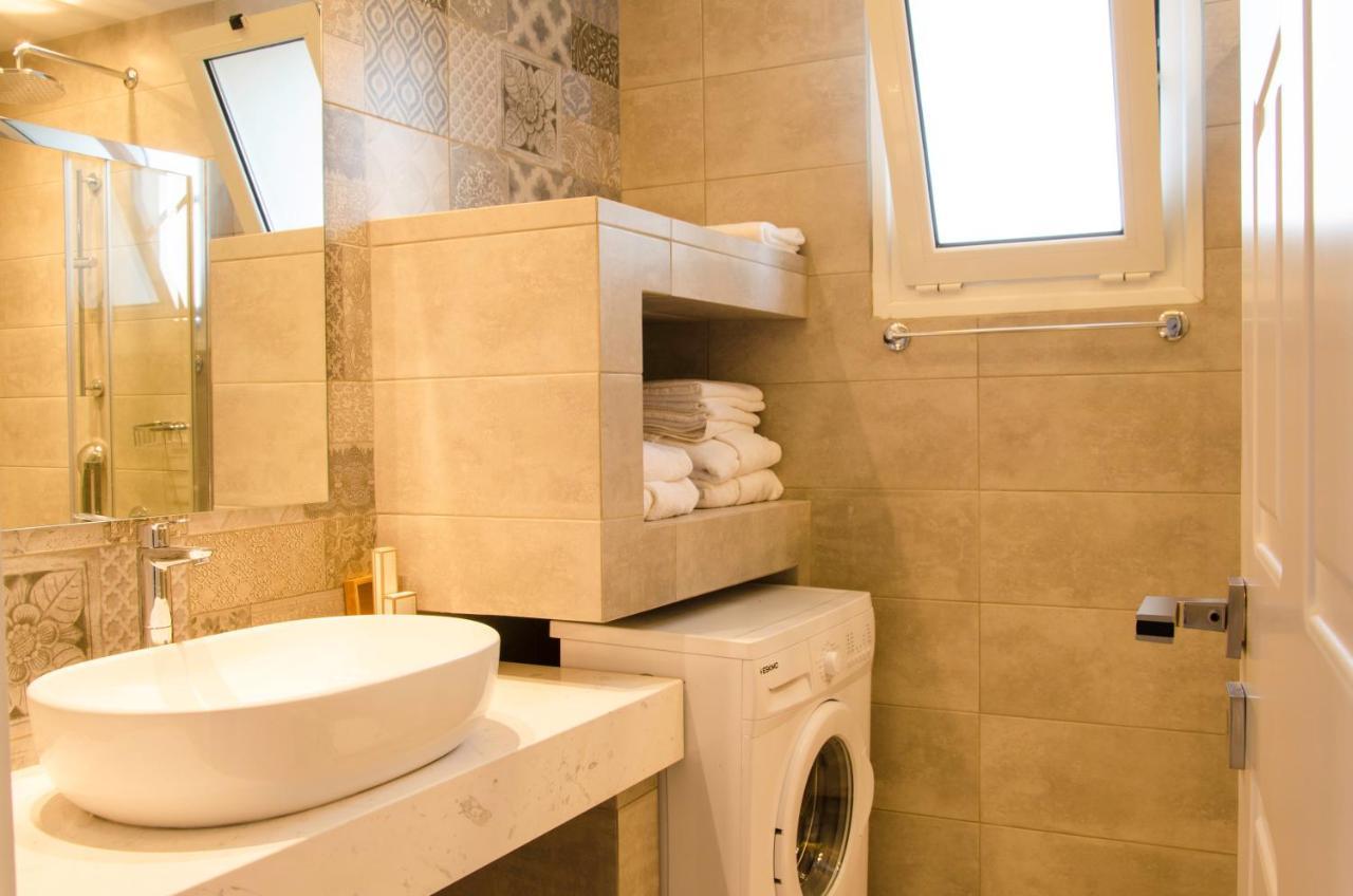 Talos Luxury Aparthotel 3*